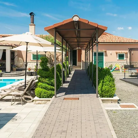 Antonia Apartment *