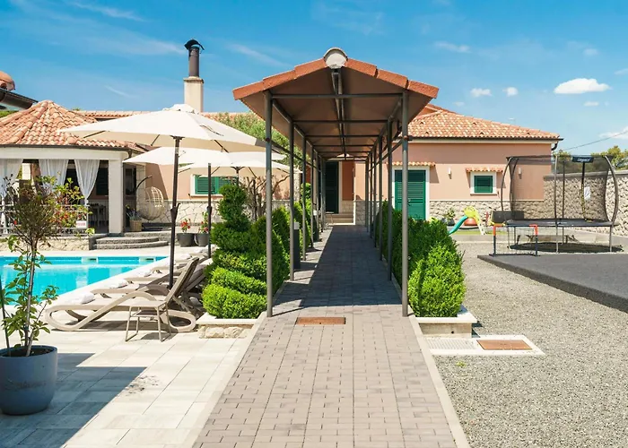 Antonia Appartement *